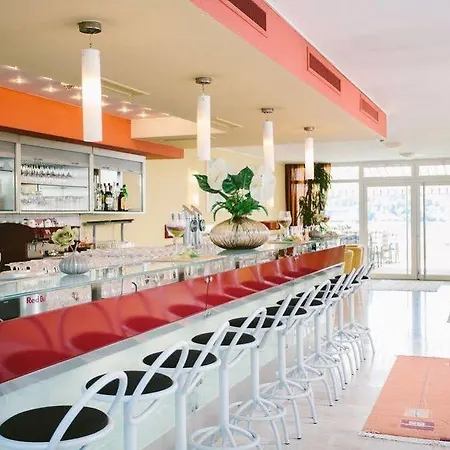 Hotel Woerthersee 4*